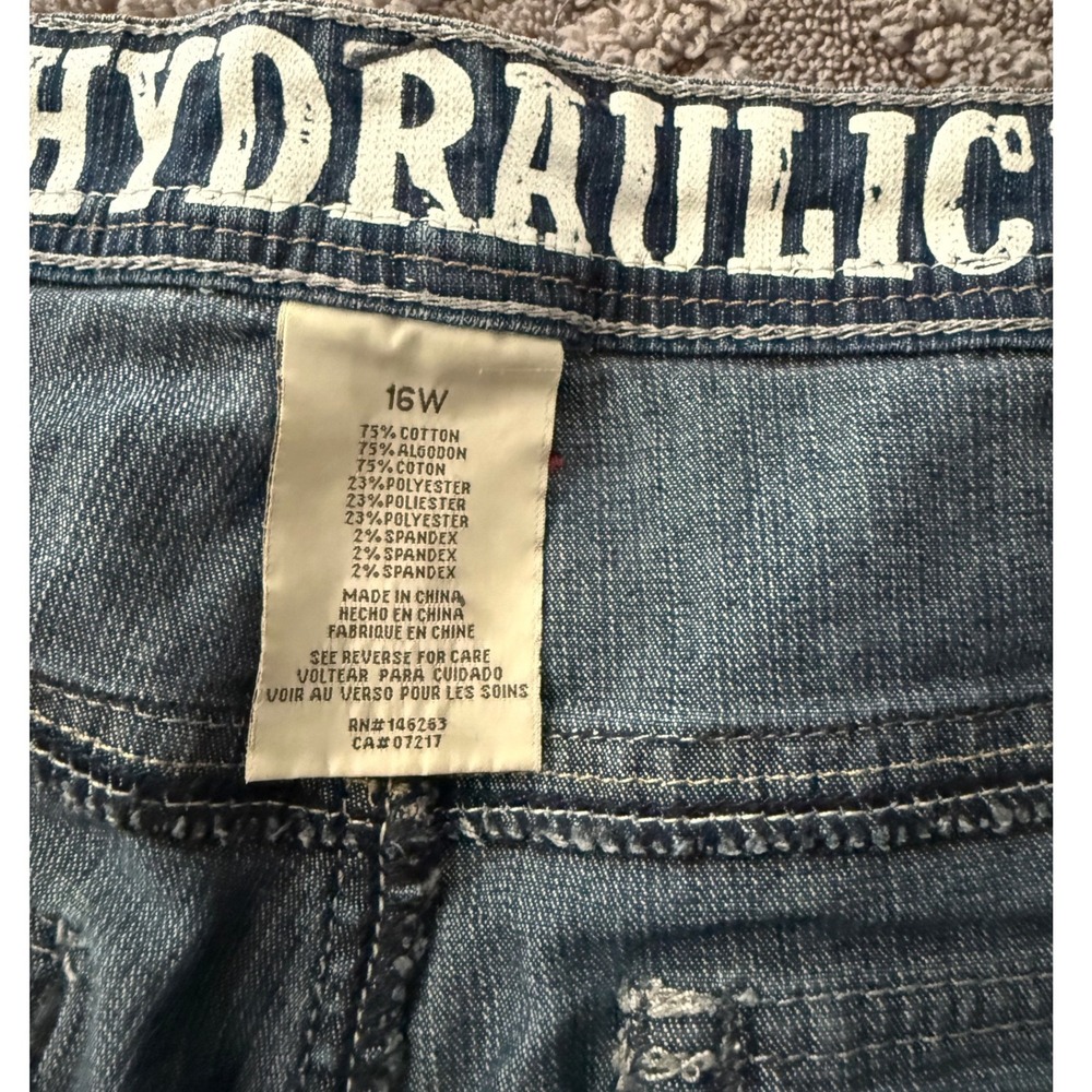 Hydraulic Womens 16W Denim Bermuda Shorts Medium Wash Whiskered Embellished Y2K - Picture 3 of 10